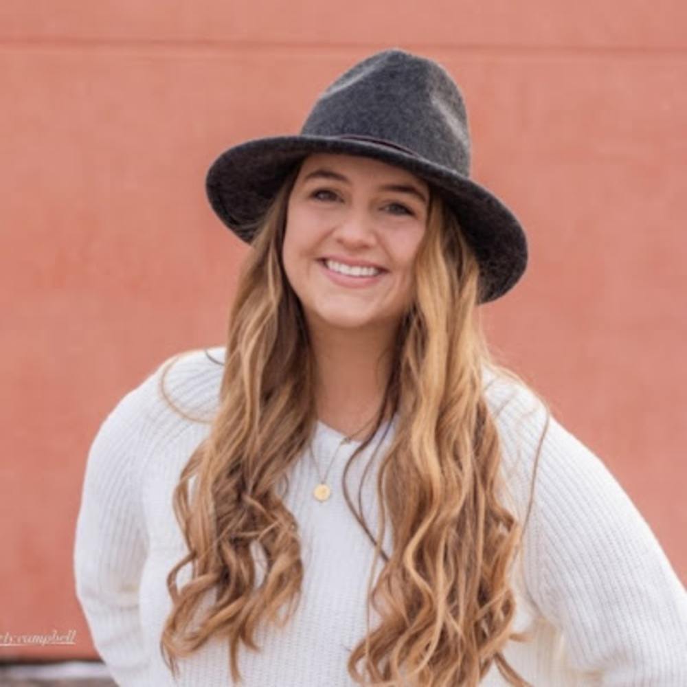 Meet your Posher, Carly